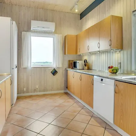 Holiday home Marne - 500m From The Sea In Nw Jutland By Interhome Lokken